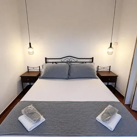 Mirabilis Vila Kariá